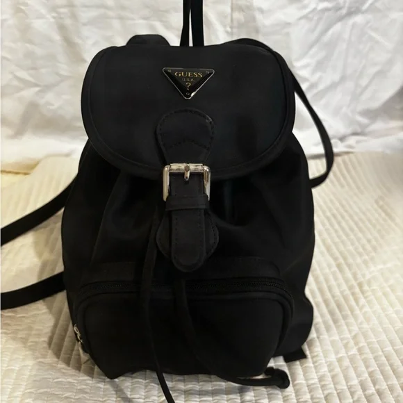 GUESS Classic Black Backpack.wb625 - Picture 6 of 10
